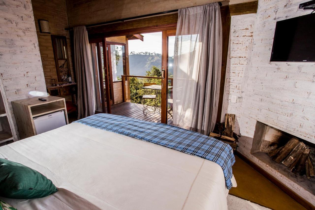 Pousada Villa Catarina Gonçalves Екстериор снимка