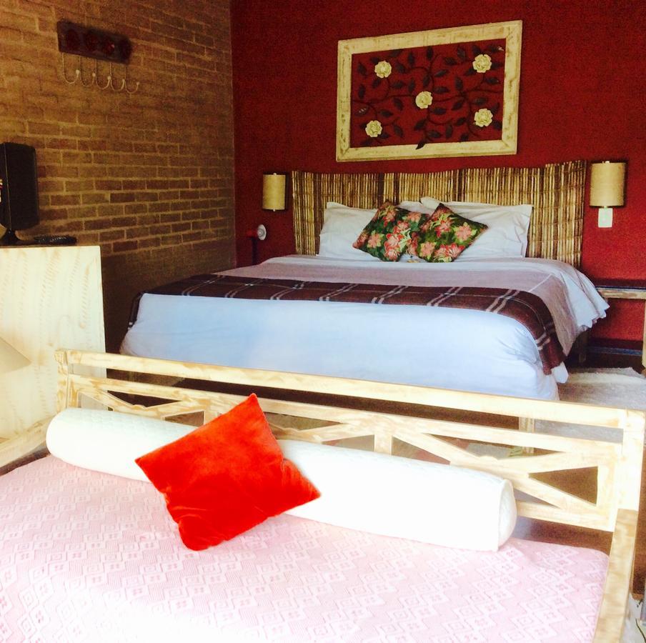 Pousada Villa Catarina Gonçalves Екстериор снимка